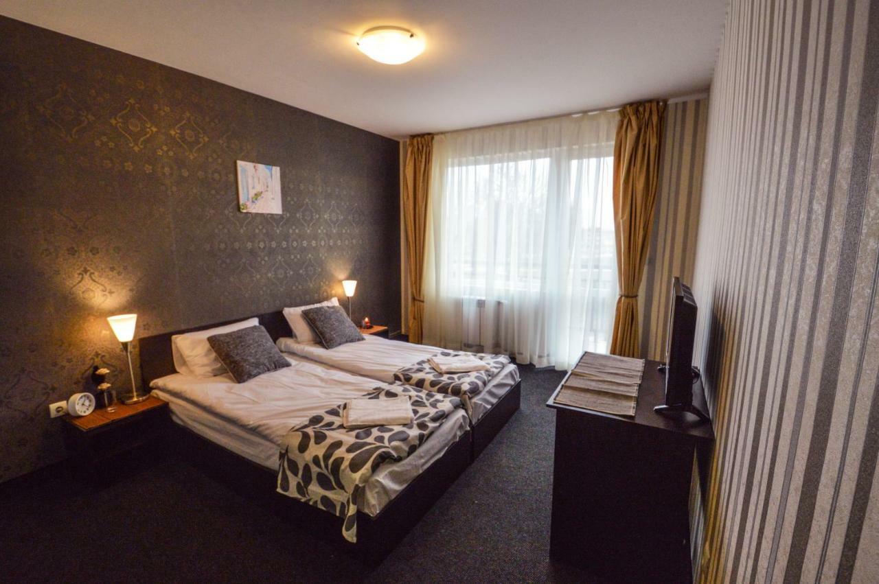 Elite Spetema Hotel Bozhurishte Ngoại thất bức ảnh